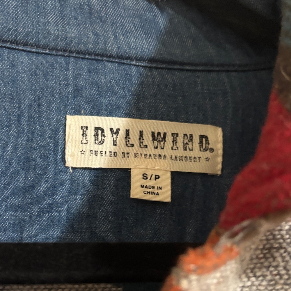 Trendy Western Jacket - Picture 2 of 3